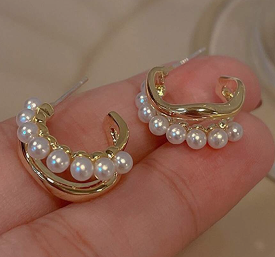 Dainty Pearl Gold Hoop