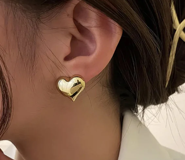 Mini Heart Studs