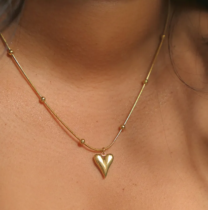 Bella's Heart Necklace - 18K Gold Plated