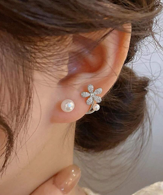 Minimalist Floral Pearl Stud