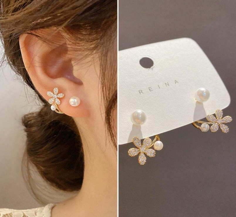 Minimalist Floral Pearl Stud