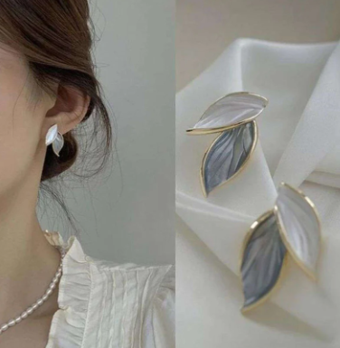 Ivy Leaf Studs earring