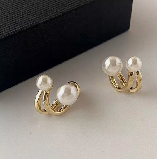 Dainty Double Pearl Stud