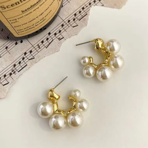 Elegant Pearl C-Hoop Earrings