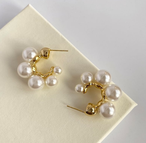 Elegant Pearl C-Hoop Earrings