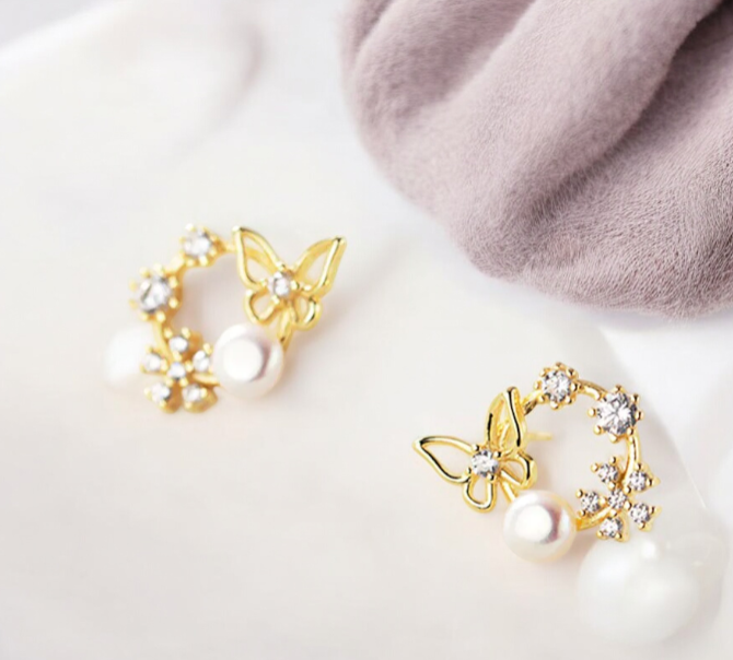 Floral Butterfly Rath Stud Earring