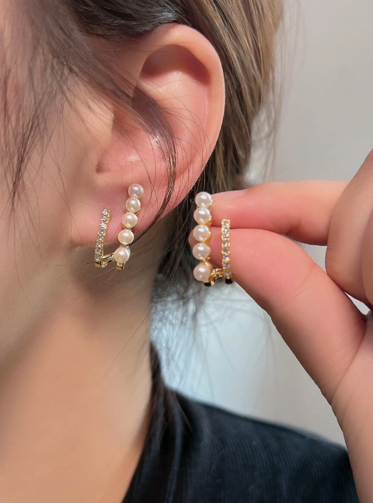 Dainty Glimmer Pearl Stud Earrings