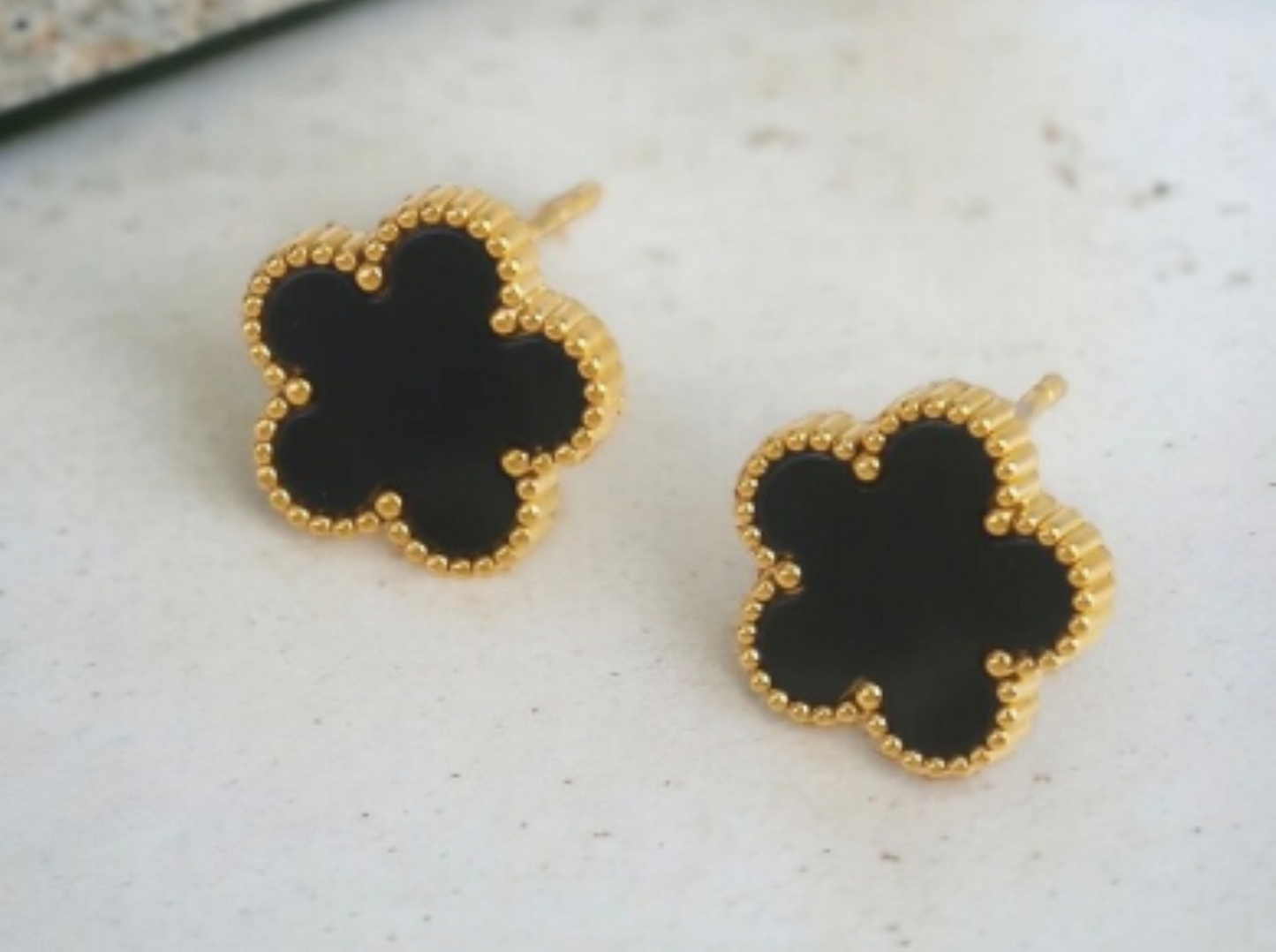 Five Leaf Black Clover Earring