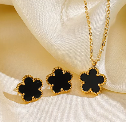 Five Leaf Black Clover Necklace And Earrings