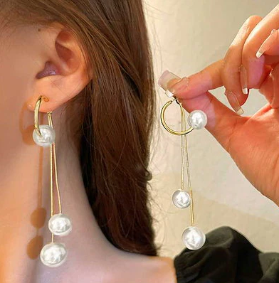 Dela's Pearl Drop Earring