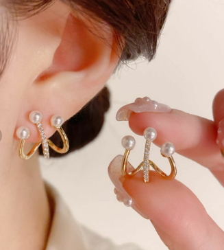 Gold Plated Pearl Ear Cuff Earring