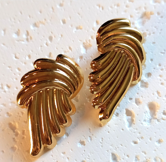 18k Gold Plated Graceful Feathered Gold Earrings