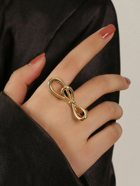 `18k Gold Pated Adjustable Bow Ring