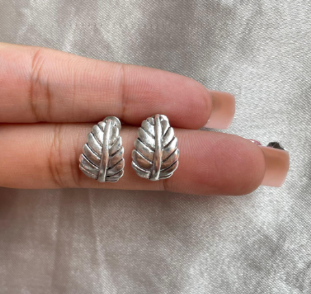 Mini Boho Leaf Stud - Silver