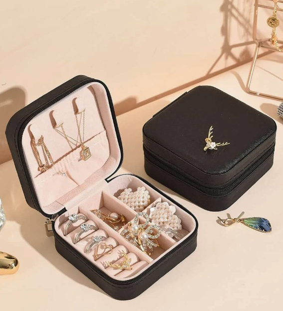 Mini Jewelry Organizer