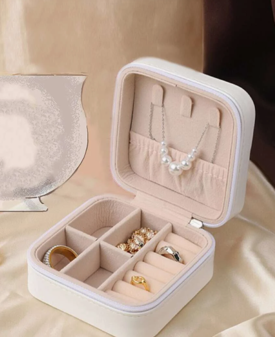 Mini Jewelry Organizer