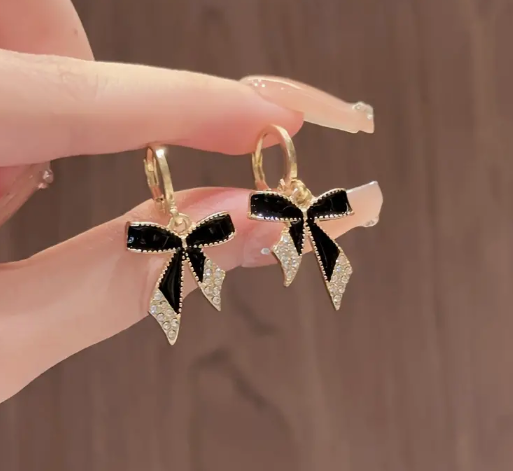 Rhinestone Black Bow Knot Earrings