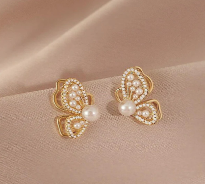 Elegant Butterfly Pearl Stone Stud