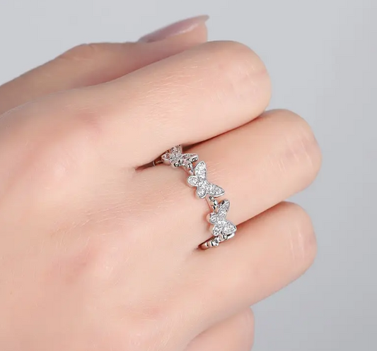 Elegant Silver Butterfly Ring