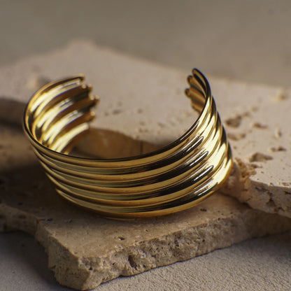 The Wavy Bracelet - Gold