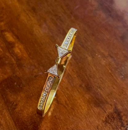 Bow Thin Wrist/ Baby Size bracelet