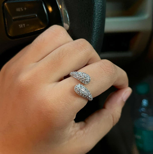 Luxe Curve Band Ring