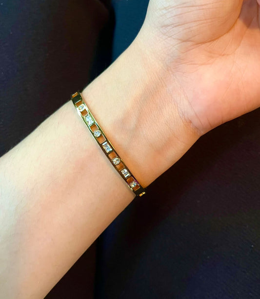 Emmy Thin Wrist/ Baby Size bracelet