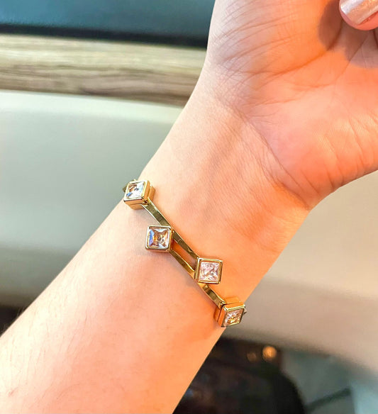 White Blake Thin Wrist/ Baby Size bracelet