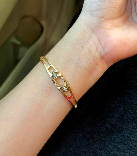 Just like Gold Bracelet - 18k Gold plated