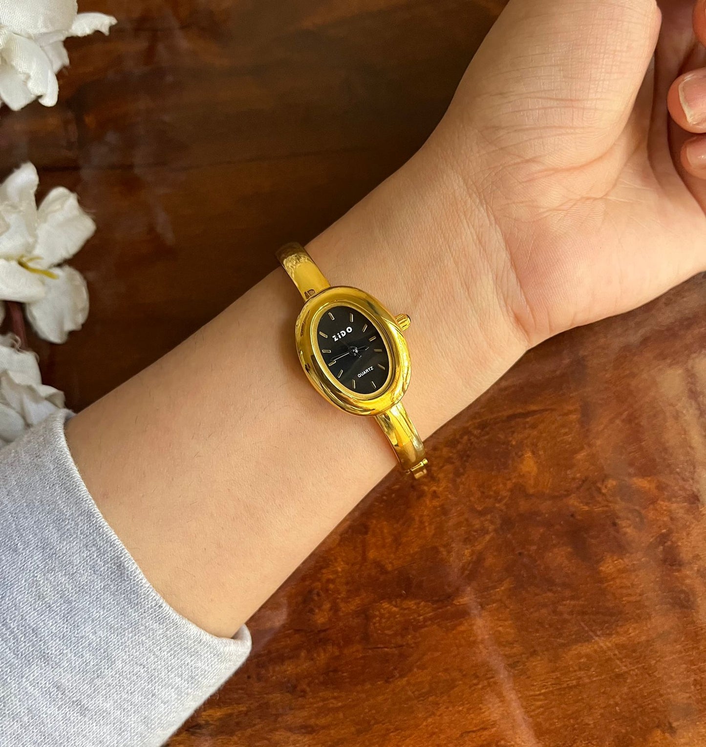 Old Money - Black Watch