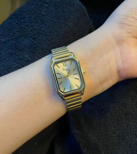 Cambridge Vintage Watch - Gold