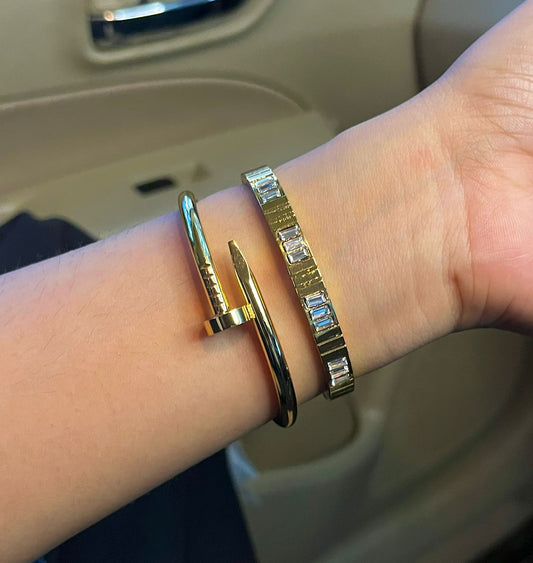 Maison Astra Thin Wrist/ Baby Size bracelet Stack