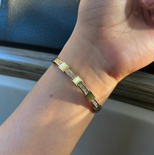 Gilbert Thin Wrist/ Baby Size bracelet