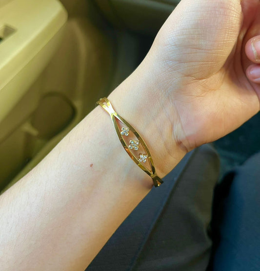 Lexi Thin Wrist/ Baby Size bracelet