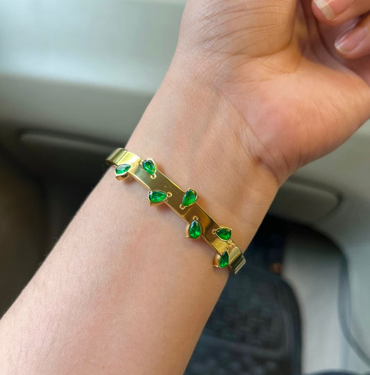 Alex Green Thin Wrist/ Baby Size bracelet