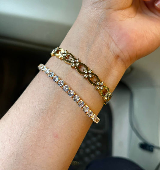 Murray Thin Wrist/ Baby Size bracelet Stack