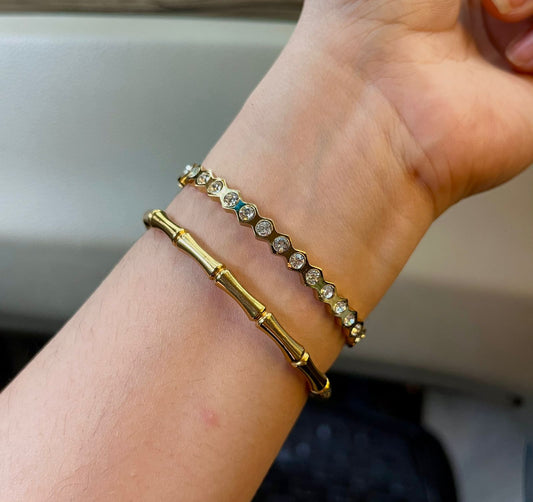 Munson White Thin Wrist/ Baby Size bracelet Stack