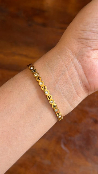 Turner Thin Wrist/ Baby Size bracelet