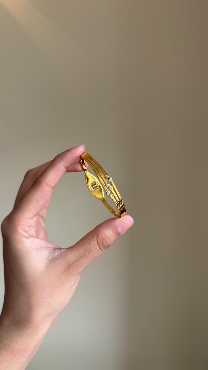 Nico Thin Wrist/ Baby Size bracelet