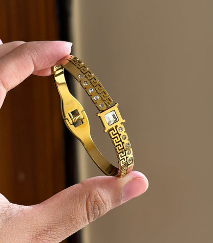 Thalassa Thin Wrist/ Baby Size bracelet