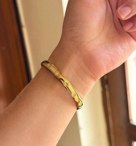 Jixie Thin Wrist/ Baby Size bracelet
