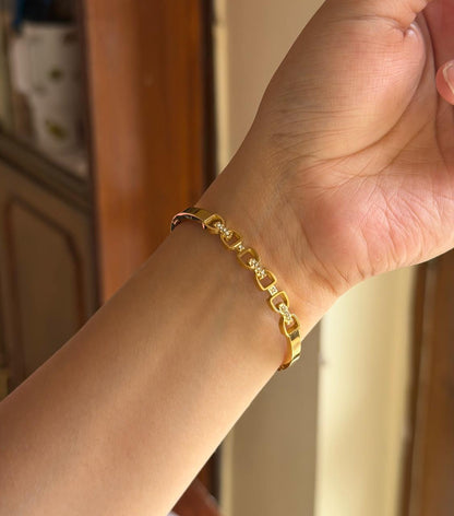 Chain Link Thin Wrist/ Baby Size bracelet
