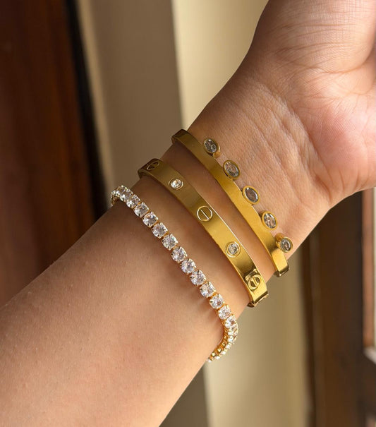 Coffinfish Thin Wrist/ Baby Size bracelet Stack