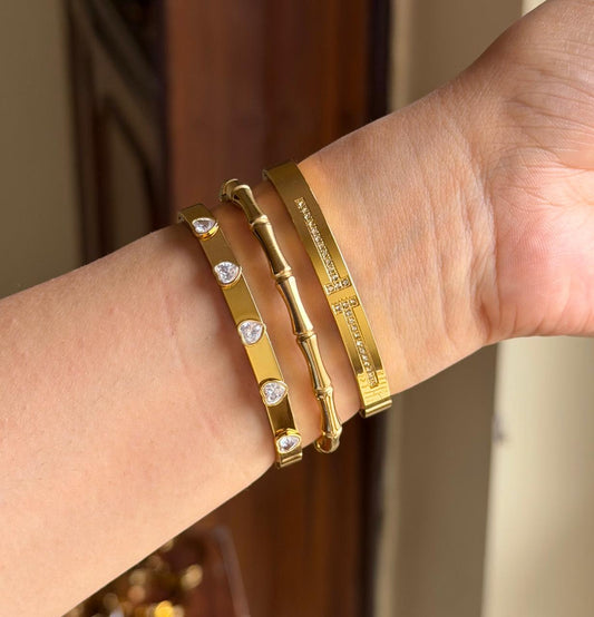 Conch Thin Wrist/ Baby Size bracelet Stack
