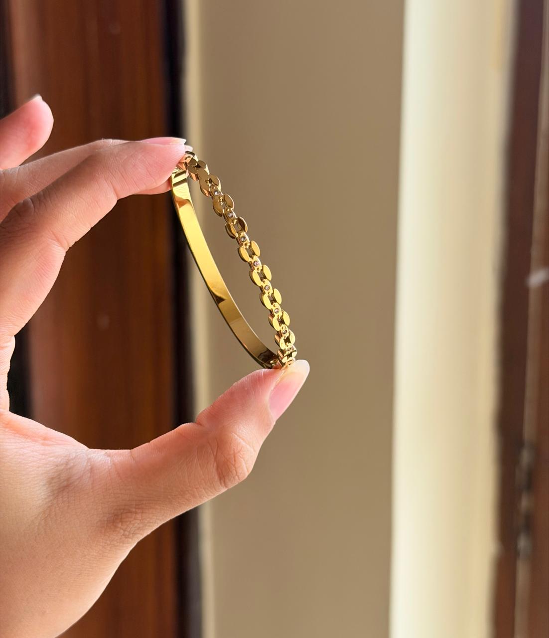Zella Thin Wrist/ Baby Size bracelet