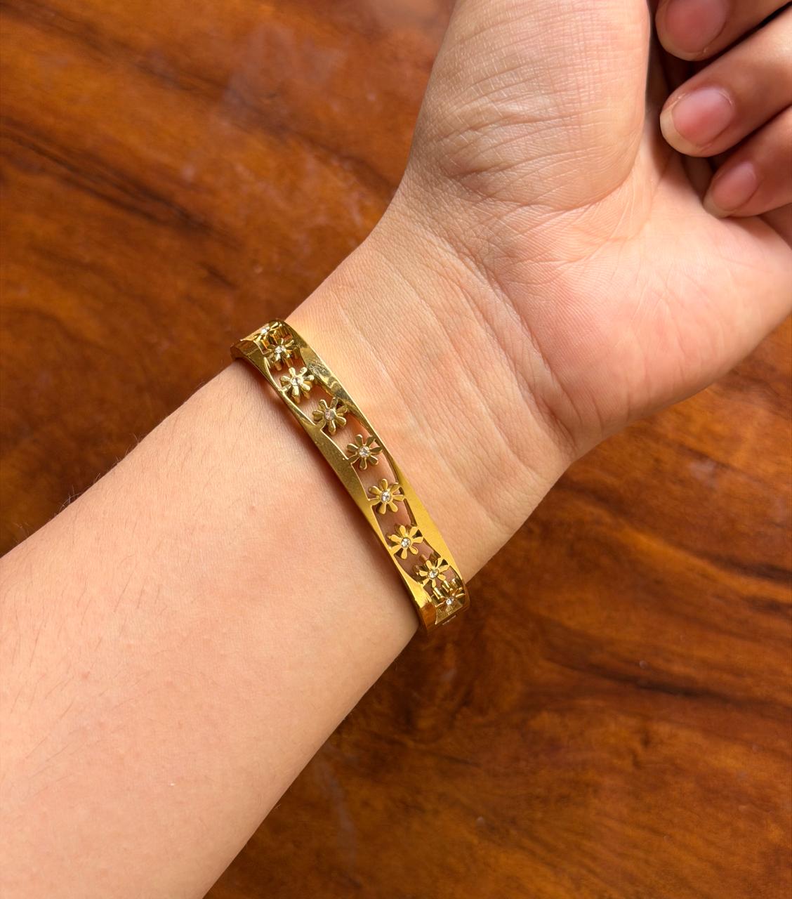 Dorothy Thin Wrist/ Baby Size bracelet