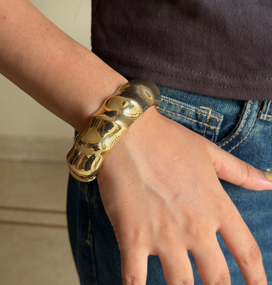 Heavy Hit Bracelet
