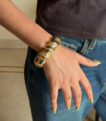 Heavy Hit Bracelet