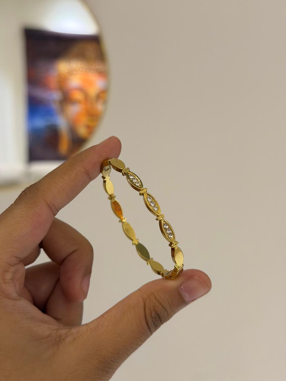 Nara Thin Wrist/ Baby Size bracelet