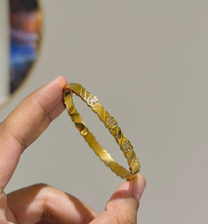 Tochigi Thin Wrist/ Baby Size bracelet
